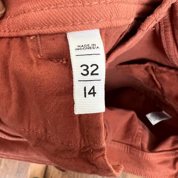 LOFT Blush colored Welt Pocket Shorts Size 14 - Picture 7 of 10